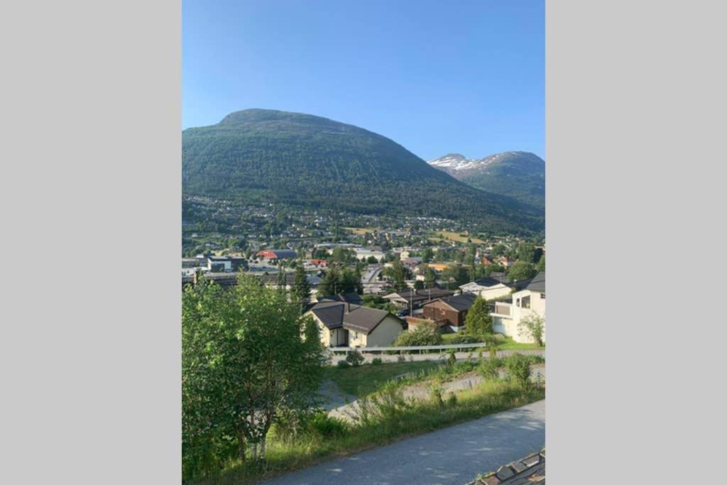 Appartement Leilighet Stryn Extérieur photo